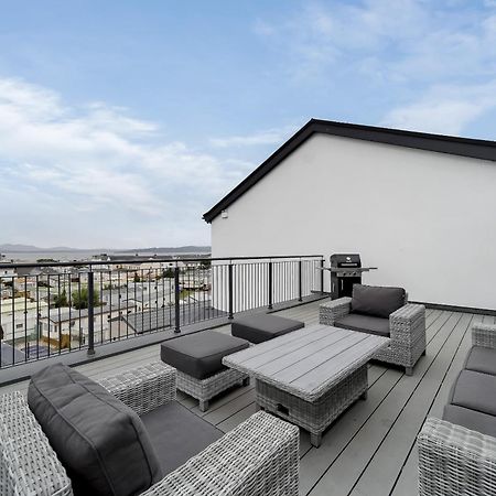 Bayview Luxury 3 Bedroom Apartment First Floor Downings Exteriör bild